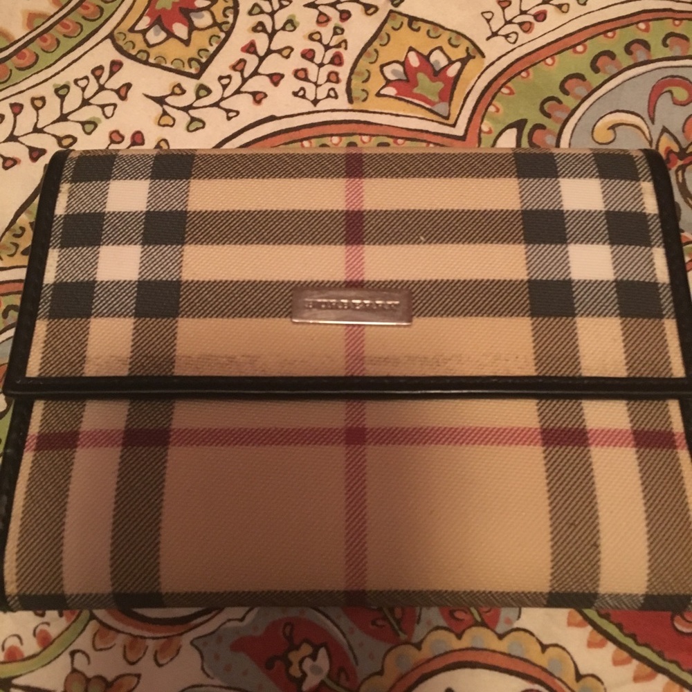 Burberry wallet